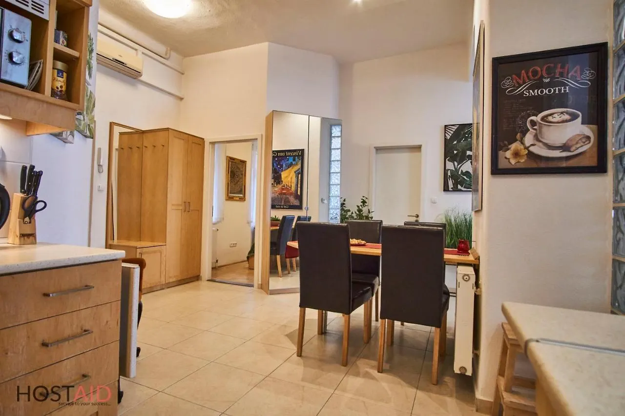 בודפשט M52 Apartment - Hostaid